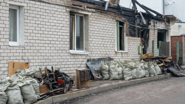 24/7 Emergency Fire Damage Removal experts in Clay, CA